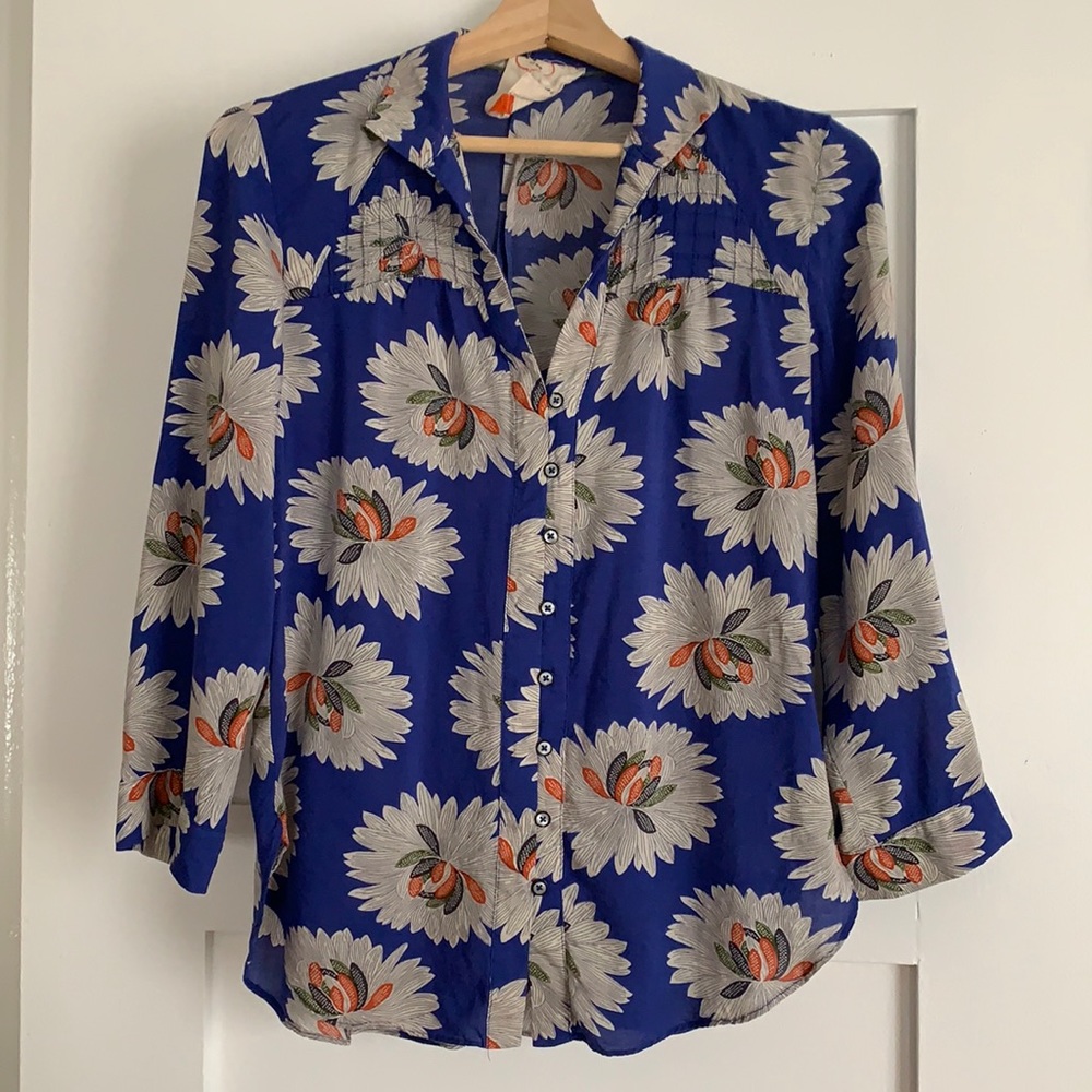 Conversations by Anthropologie Blue Floral Blouse